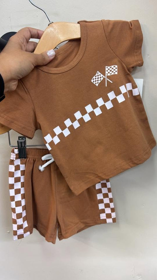 Brown Racing Checkered Set