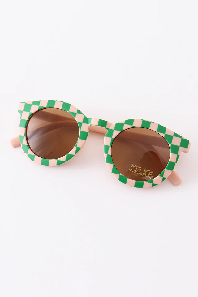 Groovy Retro Round Sunglasses